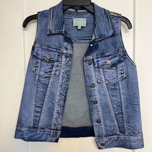 Skies Are Blue Denim Patchwork Fabric Vest